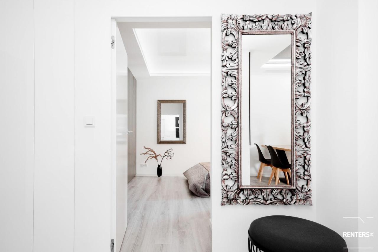 Apartments Warsaw Grzybowska by Renters Zewnętrze zdjęcie